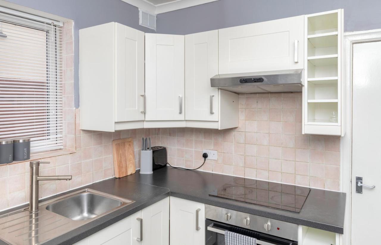 Leeds City Centre Spacious House Free Parking And Wi-Fi المظهر الخارجي الصورة